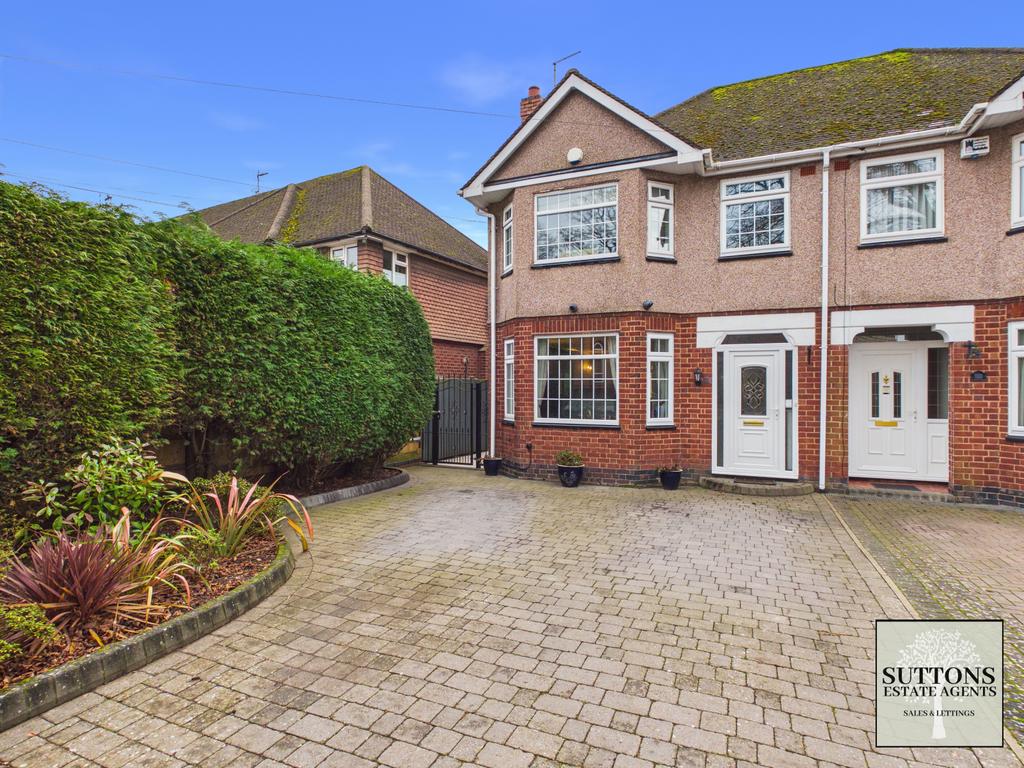 Baginton Road, Styvechale, Coventry, CV3 6 FQ