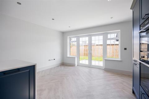 undefined, King Farm Lane, Hordle, Lymington