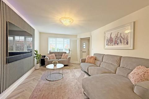 4 bedroom detached house for sale, Holland Drive, Preston Street, Shrewsbury
