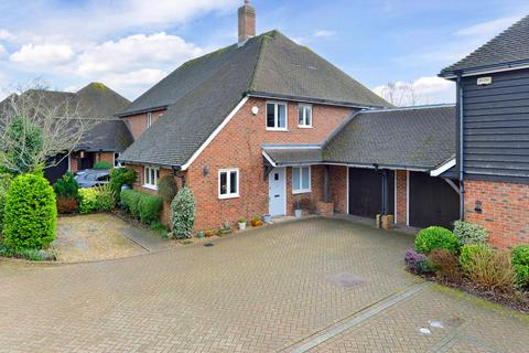 Summerfold, Rudgwick, RH12