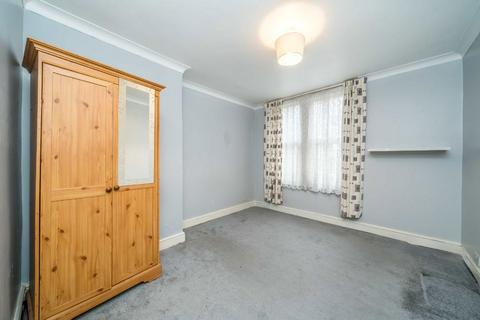 4 bedroom house for sale, Fontarabia Road, London SW11