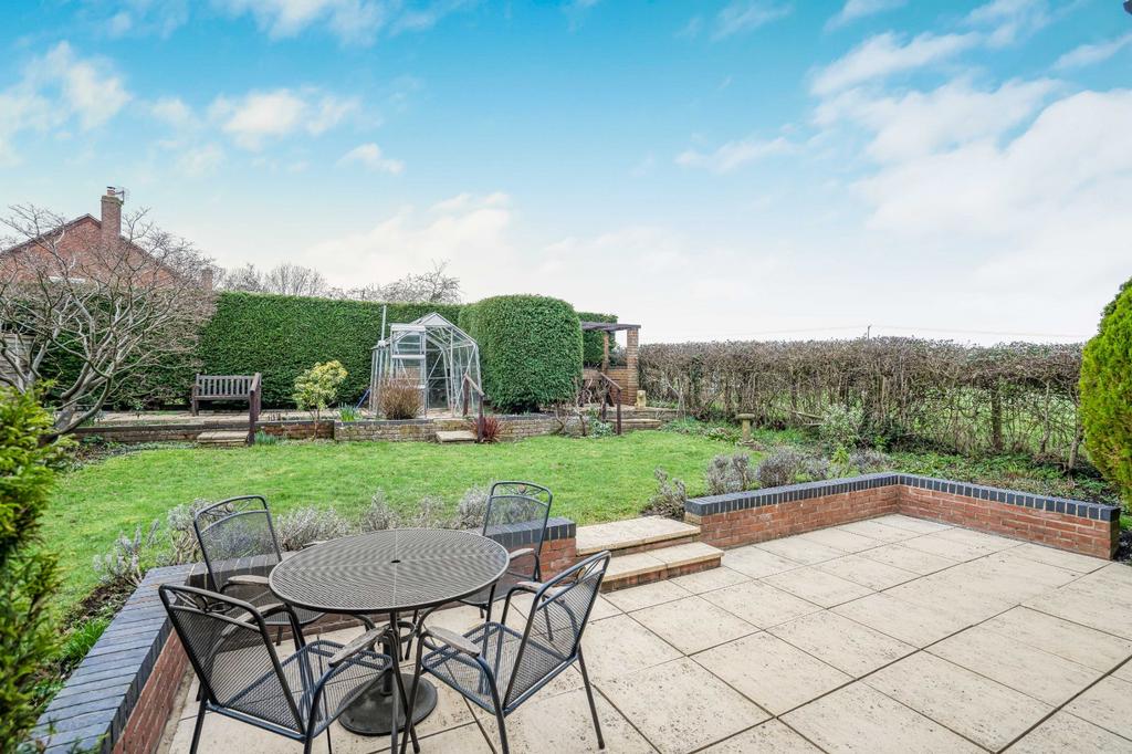 Patio &amp; Gardens
