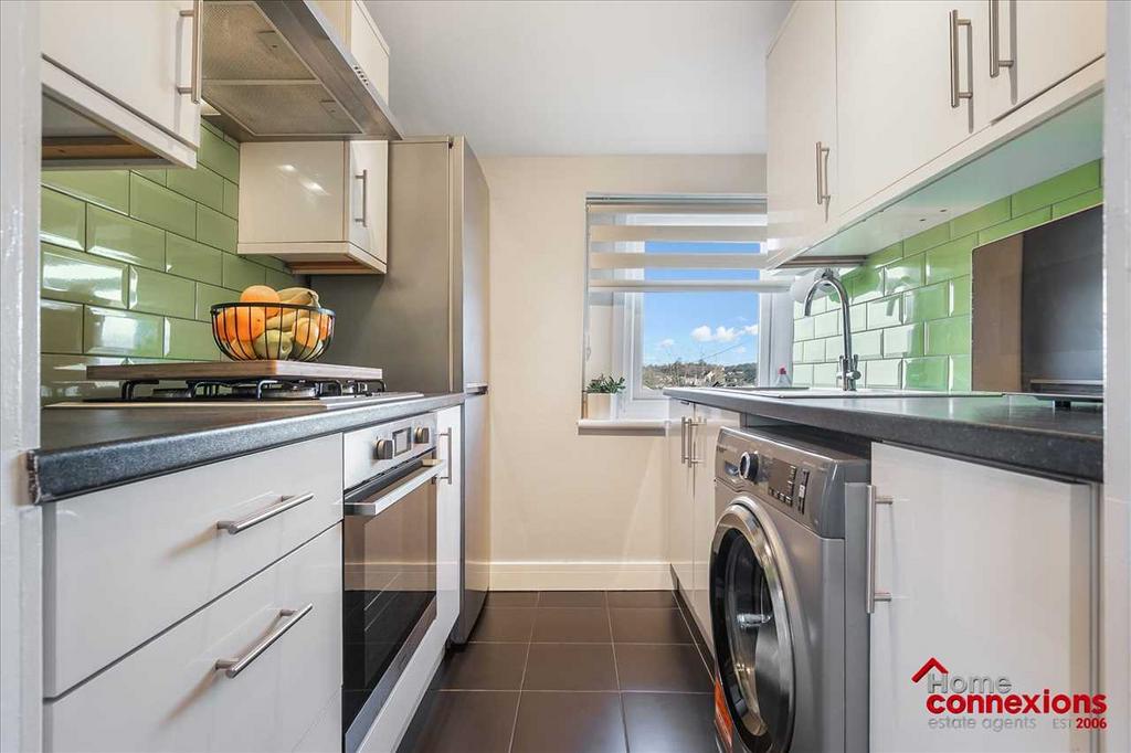 Kitchen (1)