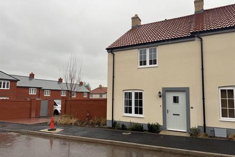 2 bedroom terraced house to rent, Singh Street, Wellington