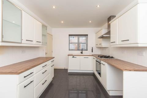 undefined, Bennet Drive, Nottingham NG17
