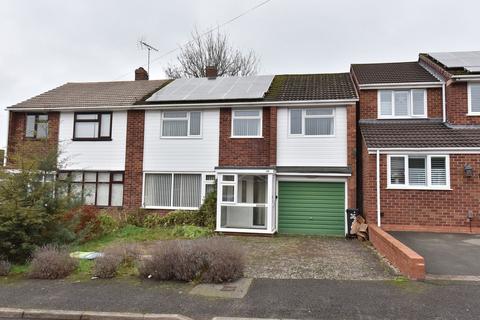 4 bedroom semi-detached house for sale, Berkeley Drive, Kingswinford DY6