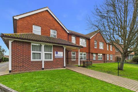 1 bedroom flat for sale, Gainsborough Lodge, 136, South Farm Road, Worthing, BN14 7ED