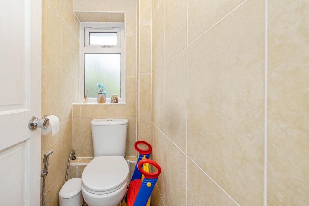 Separate WC