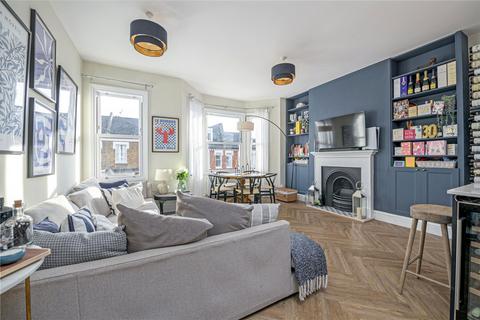 3 bedroom apartment for sale, Kelmscott Road, London, SW11