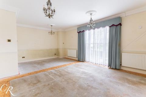 2 bedroom apartment for sale, Pittville Circus Road, Cheltenham GL52