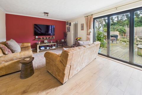 undefined, Victoria Road, Southwick