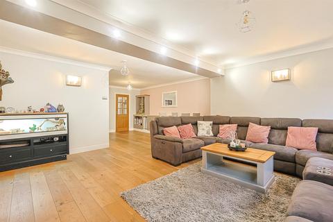 undefined, Windsor Way, Rayleigh SS6