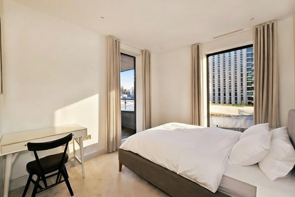Master bedroom.jpg