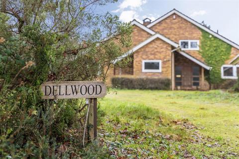 5 bedroom detached bungalow for sale, Windmill lane, Bucklebury, Berkshire