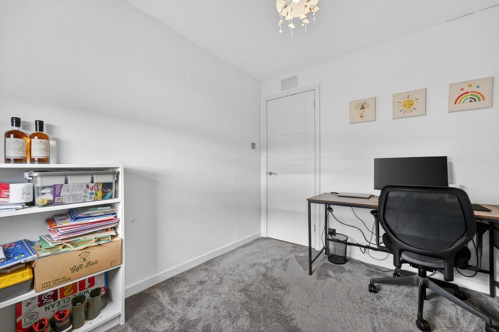 Bedroom 3 / Office