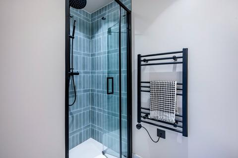 Studio to rent, - Kensington Gardens Square, London W2