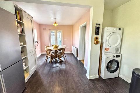 4 bedroom semi-detached house for sale, Daleview Close, Long Lee, Keighley, BD21 4UH