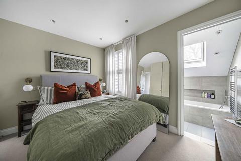 3 bedroom terraced house for sale, Sandycombe Road, Kew TW9