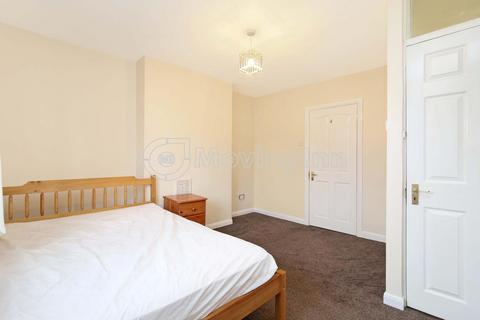 undefined, Oak Grove Road Penge SE20 7RQ