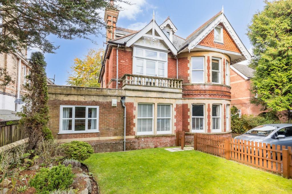 Flat1,9 Kingsbridge Road-27web72.jpg