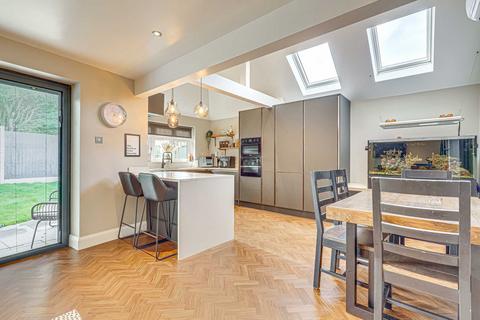 undefined, Malvern Close, Rayleigh, SS6