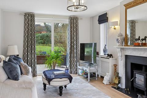4 bedroom detached house for sale, Cunliffe Close, Headley, Epsom, Surrey KT18