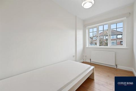 undefined, Colwyn Avenue, Perivale, Middlesex, UB6