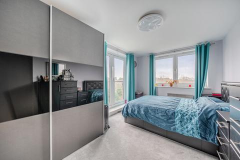 undefined, Victoria Way, Woking, GU21