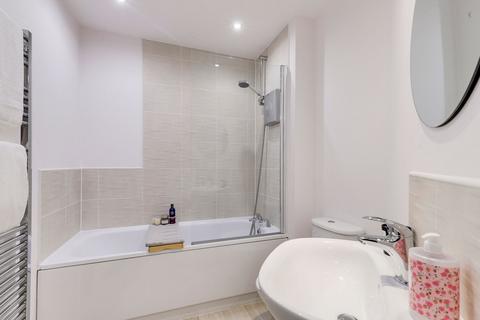 undefined, Albert Close, Nottingham NG15