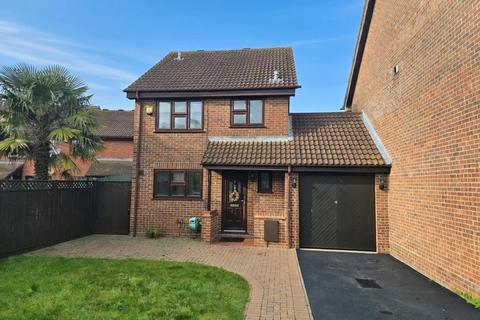 undefined, Chirk Close, Hayes, Greater London, UB4