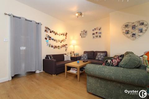 undefined, Green Lane, Northwood, HA6