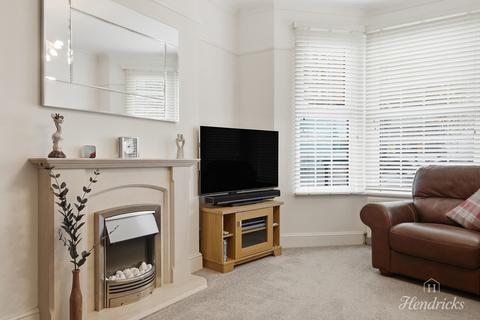 undefined, Rectory Grove, Leigh-on-sea, SS9 2