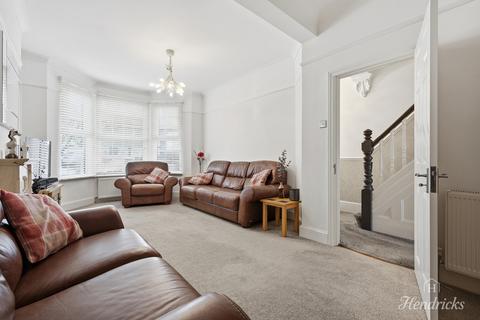 undefined, Rectory Grove, Leigh-on-sea, SS9 2