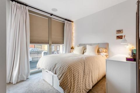 1 bedroom apartment for sale, Espalier Gardens, Kilburn, W.Hampstead Borders, London, NW6