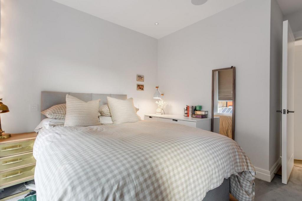 Bedroom Reverse