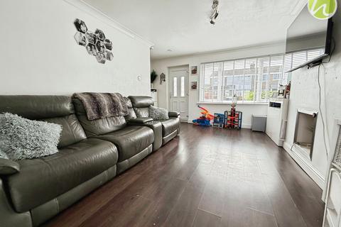 3 bedroom end of terrace house for sale, Pelham Place, Stanford-Le-Hope, SS17