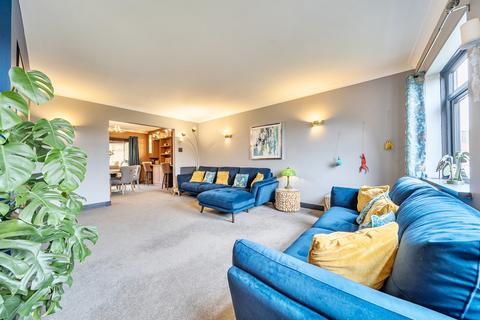 4 bedroom detached house for sale, 10 Woodbury Park, Holt Heath
