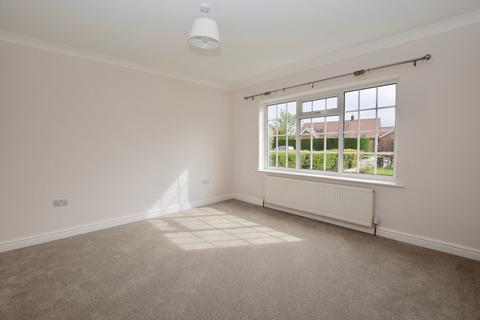 2 bedroom detached bungalow for sale, Old Road, Holme-on-spalding-moor