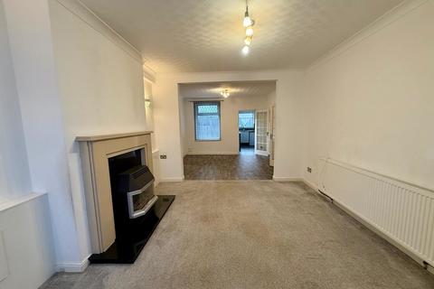 2 bedroom terraced house to rent, Westfield Lane, Mansfield, Nottinghamshire