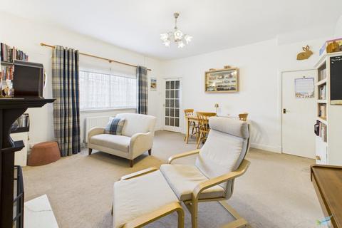 undefined, Greendale Rd, Wirral CH62