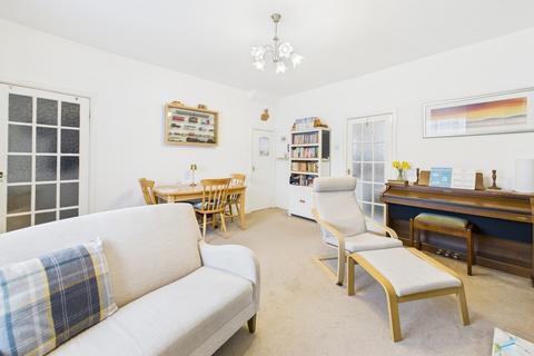 undefined, Greendale Rd, Wirral CH62