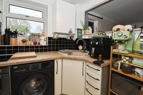 undefined, Walnut Court, Ingham, Lincoln, LN1
