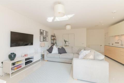 2 bedroom apartment for sale, Regiment Hill, London