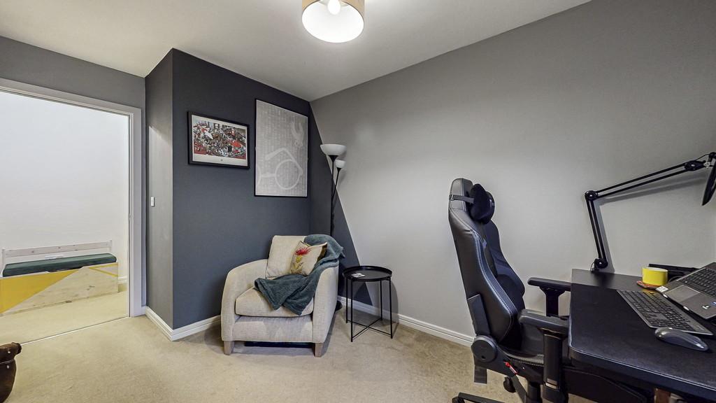 44-web-or-mls-1 Inchgarvie Loan Flat 0.3 36