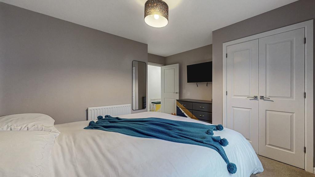 41-web-or-mls-1 Inchgarvie Loan Flat 0.3 33
