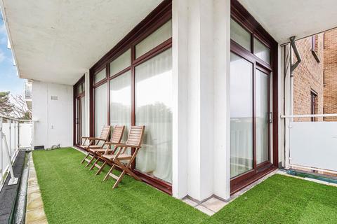 3 bedroom apartment for sale, Bath Road, Bournemouth