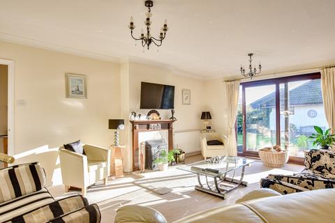 3 bedroom detached bungalow for sale, Berners End, Barnston