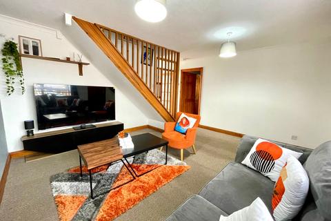 3 bedroom end of terrace house for sale, Braybrooke Drive, Furzton, Milton Keynes, MK4