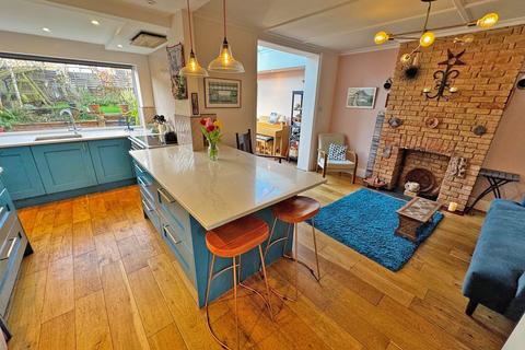 3 bedroom semi-detached house for sale, Buckingham Road, Shoreham-by-Sea BN43