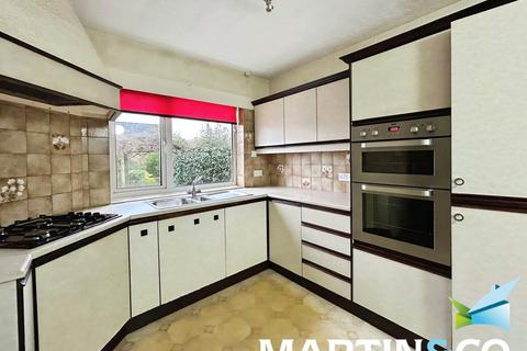 4 bedroom detached bungalow for sale, Greenfield Road, Wakefield WF5